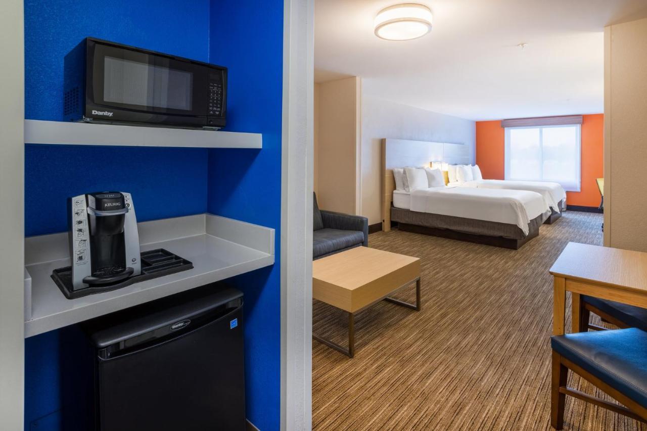 Holiday Inn Express Hotel & Suites Salisbury - Delmar By Ihg Екстер'єр фото