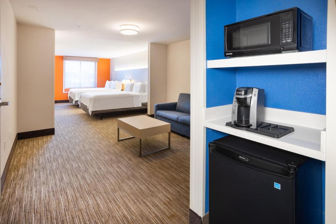 Holiday Inn Express Hotel & Suites Salisbury - Delmar By Ihg Екстер'єр фото