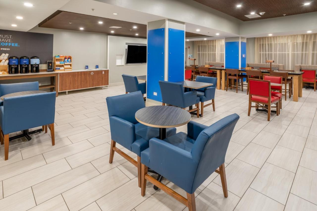 Holiday Inn Express Hotel & Suites Salisbury - Delmar By Ihg Екстер'єр фото