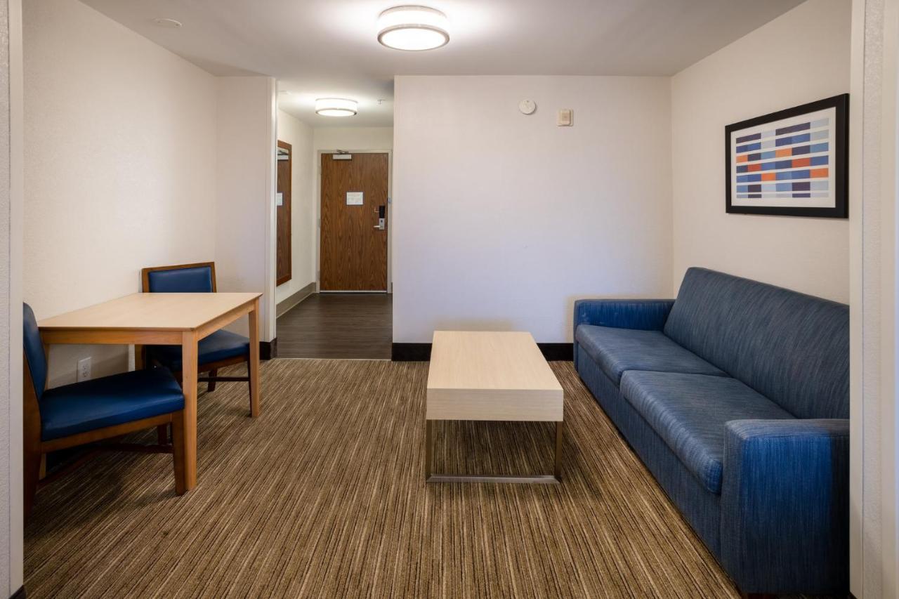 Holiday Inn Express Hotel & Suites Salisbury - Delmar By Ihg Екстер'єр фото