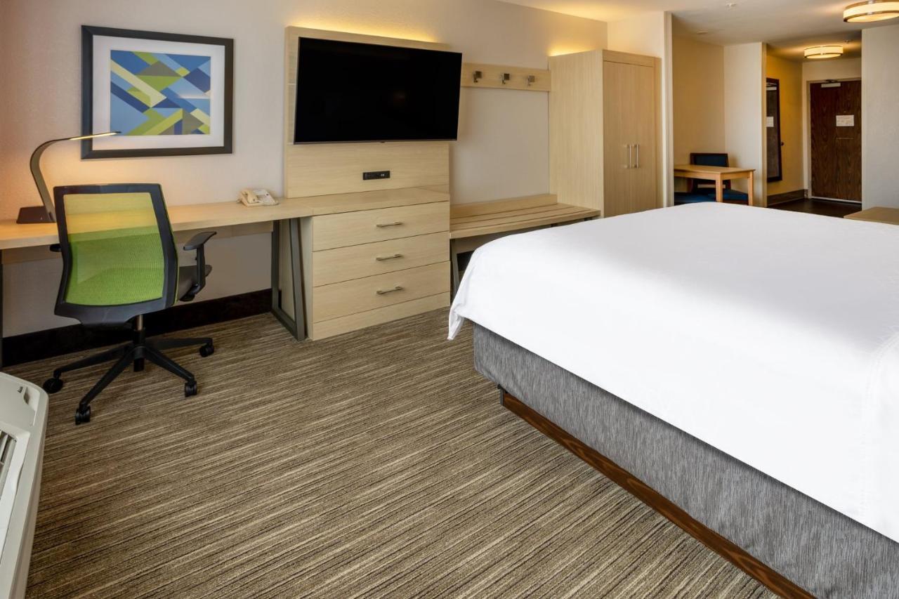 Holiday Inn Express Hotel & Suites Salisbury - Delmar By Ihg Екстер'єр фото