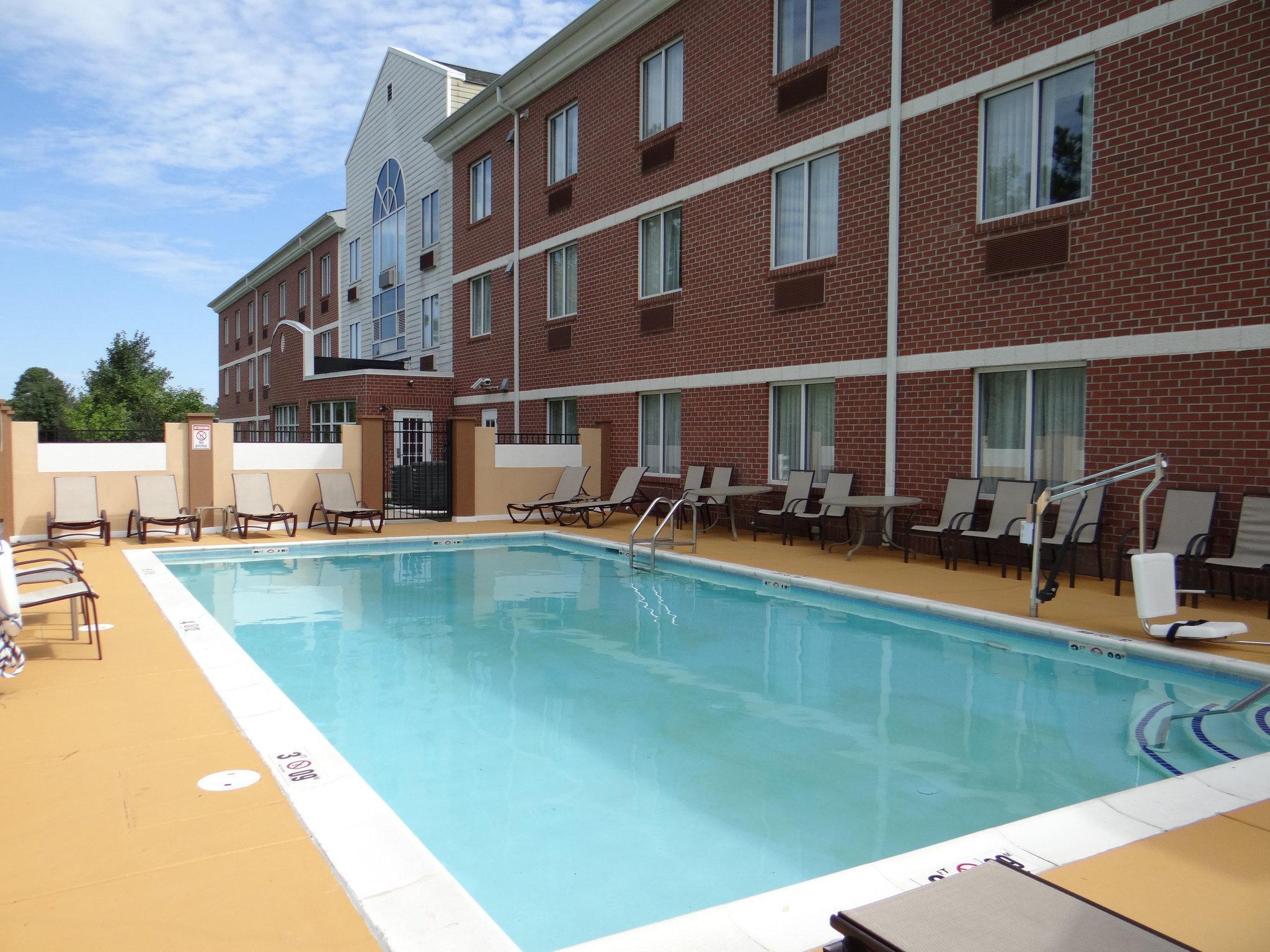 Holiday Inn Express Hotel & Suites Salisbury - Delmar By Ihg Екстер'єр фото