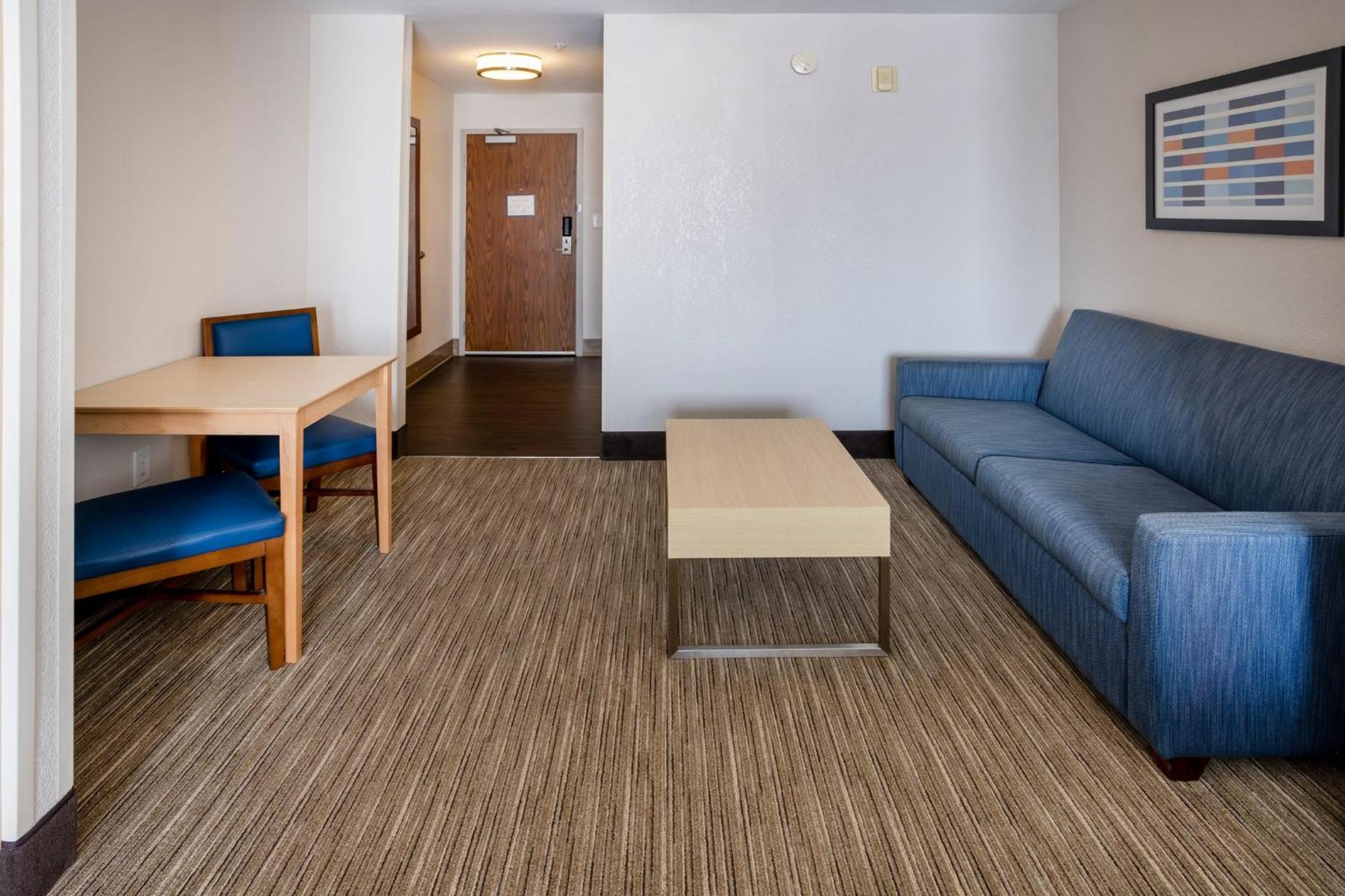 Holiday Inn Express Hotel & Suites Salisbury - Delmar By Ihg Екстер'єр фото