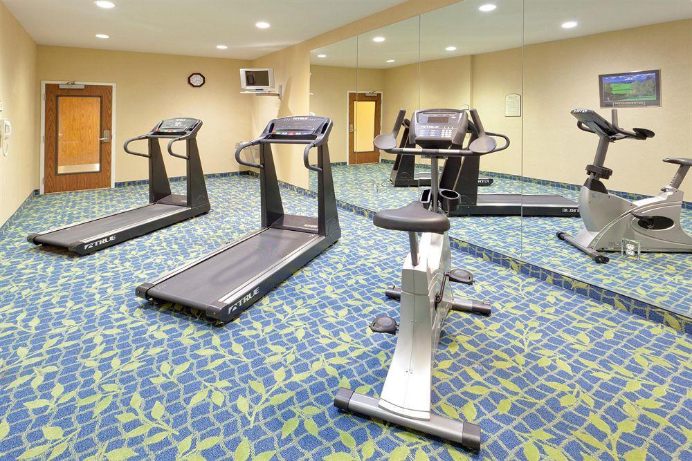 Holiday Inn Express Hotel & Suites Salisbury - Delmar By Ihg Зручності фото